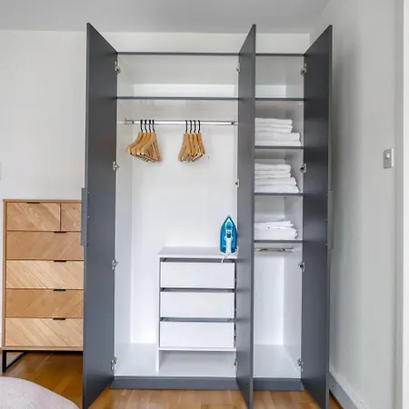 Three Bedroom Apartment Basel